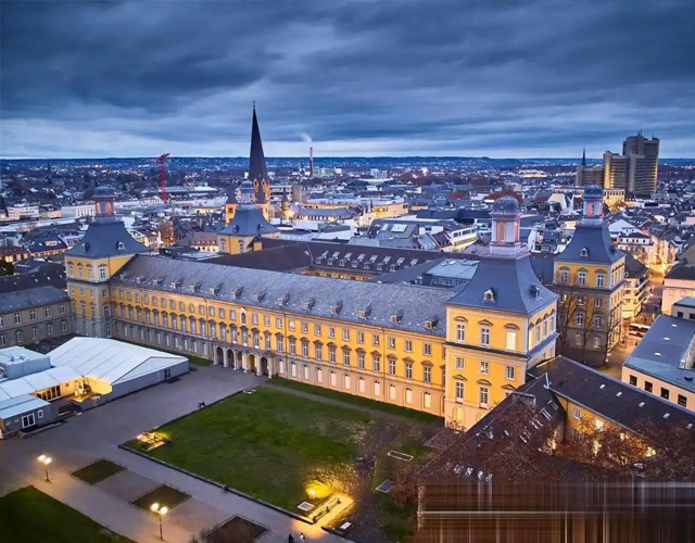 莱茵-弗里德里希-威廉-波恩大学